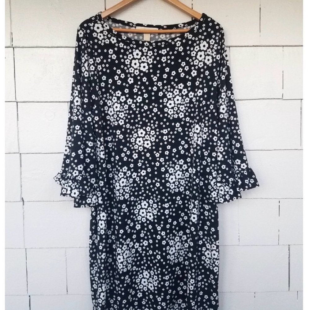 MiFloral Black and White Dress